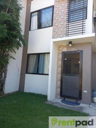 Fully Furnished 3 Bedroom House + Public Pool + Wi-Fi + Air Conditioning Mandawe Exterior foto